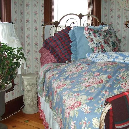 Enchanted Nights Bed & Bath Kittery Ruang foto
